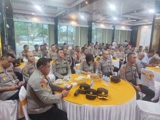 Kapolresta Pontianak Menutup Latihan Kerja dan Latihan Teknis Siswa SIP Angkatan 53 Gelombang 1