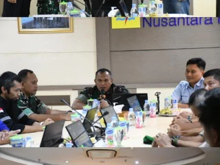 Kunjungi PLTU Pacitan, Danrem 081/DSJ Ingatkan Pengabdian Terhadap Bangsa dan Negara
