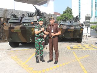 Satu Komitmen untuk Negeri, Dandim 0816/Sidoarjo Hadiri Apel Kesiapan Pengamanan Jatim 2025, Perkuat Sinergi TNI-Kejaksaan