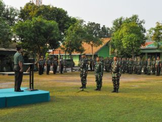 Kodim 0817/Gresik Gelar Upacara Bendera Rutin, Wujud Cinta Tanah Air dan Penghormatan kepada Merah Putih