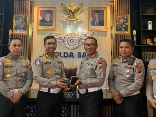 Korlantas Polri Distribusikan ETLE Mobile Handheld di Polda Bali Perkuat Penegakan Hukum Lalin Berbasis Digital
