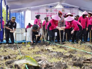 Polres Bojonegoro Sulap Lahan Kosong Jadi Kebun Jagung Wujudkan Swasembada Pangan