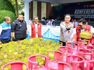 Polda Jatim Amankan 79 Tersangka Penyalahgunaan BBM dan LPG Bersubsidi