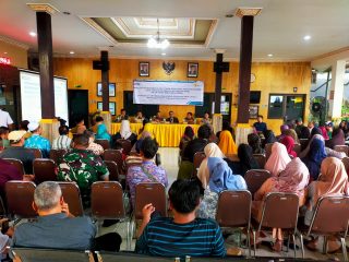 Batuud Koramil 0816/14 Taman Hadiri Sosialisasi Kompensasi ROW SUTET 500 KV Waru–Krian