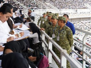 Kasdam V/Brawijaya Dampingi Sekjen Kemhan Tinjau Rik/Uji Mental Ideologi SPPI KDKMP dan KNMP di Surabaya