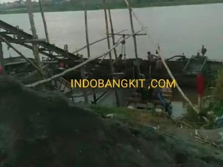 TAMBANG PASIR YANG DIDUGA, ELEGAL BIKIN RESAH WARGA