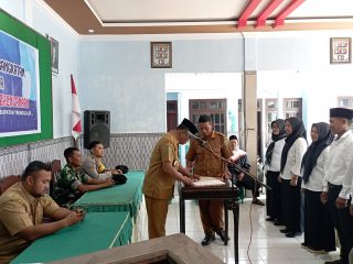 TNI-Polri dan Pemkab Trenggalek Kawal Pelantikan Panitia Pengangkatan Perangkat Desa Craken