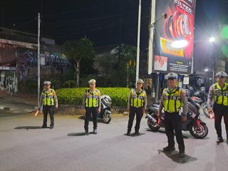 Satlantas polres Kediri Kota Gelar Pengaturan Lalu Lintas dan Patroli Harkamtibmas Guna Antisipasi Balap Liar