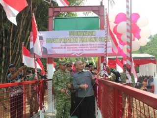 Delapan Tahun Menunggu, Kini Jembatan Itu Berdiri Kokoh di Atas Kali Song