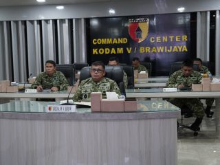 Membangun Satuan yang Adaptif, Irdam V/Brawijaya Ikuti Rapat Virtual Evaluasi Pembentukan Brigif dan Yonif TP