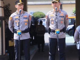 Apel Bersama Penuh Haru, AKBP Anggi Titip Pesan Soliditas kepada Kapolres Baru
