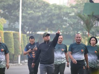 Panen Kebersamaan di Makorem, Danrem Bhaskara Jaya Buktikan Lahan Sempit Mampu Dukung Kemandirian Pangan