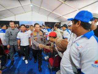 Kapolri Dorong Keseimbangan Keberlangsungan Usaha dan Kesejahteraan Buruh