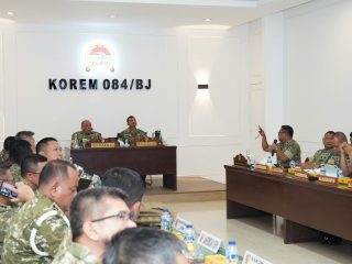 Matangkan Persiapan Penutupan Bakti TNI AD, Danrem Bhaskara Jaya Hadiri Rakor di Makorem