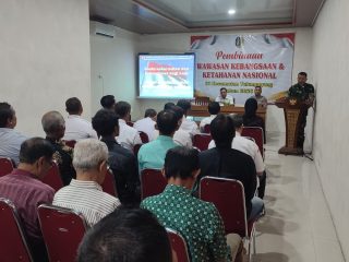Danramil Kota Bekali Ketua RT/RW dan Karang Taruna tentang Nilai Persatuan